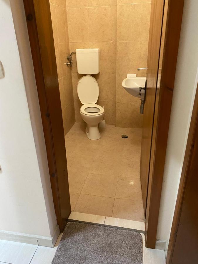 Family Hotel "May" Petrich  Bagian luar foto