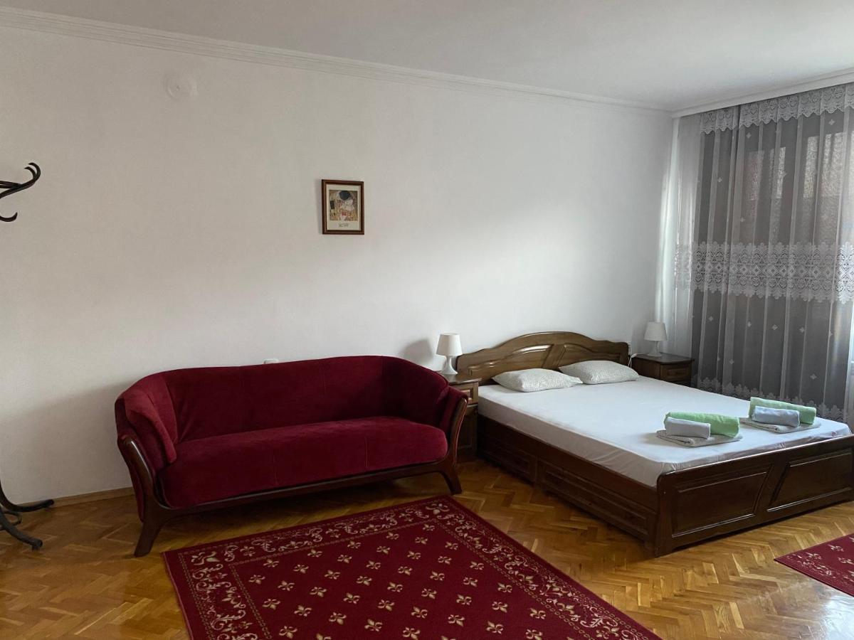 Family Hotel "May" Petrich  Bagian luar foto