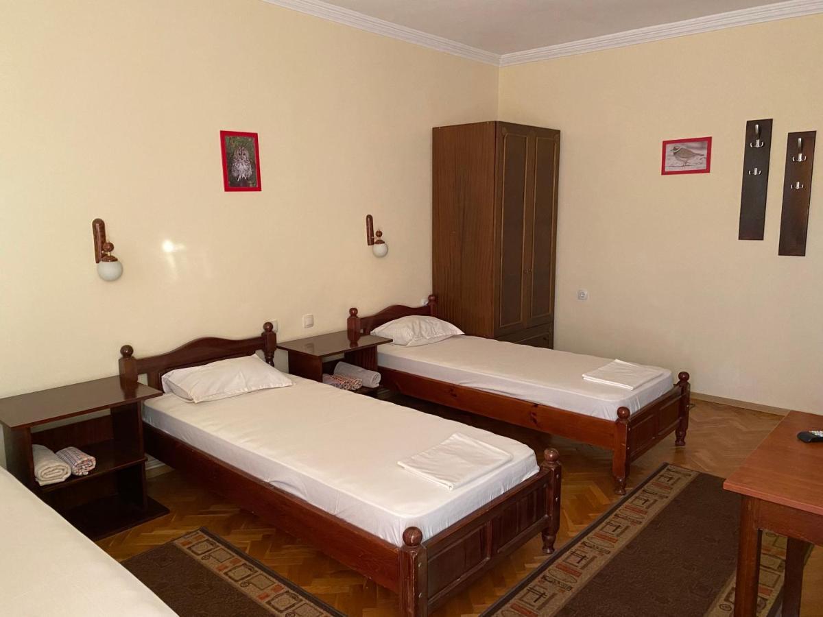 Family Hotel "May" Petrich  Bagian luar foto