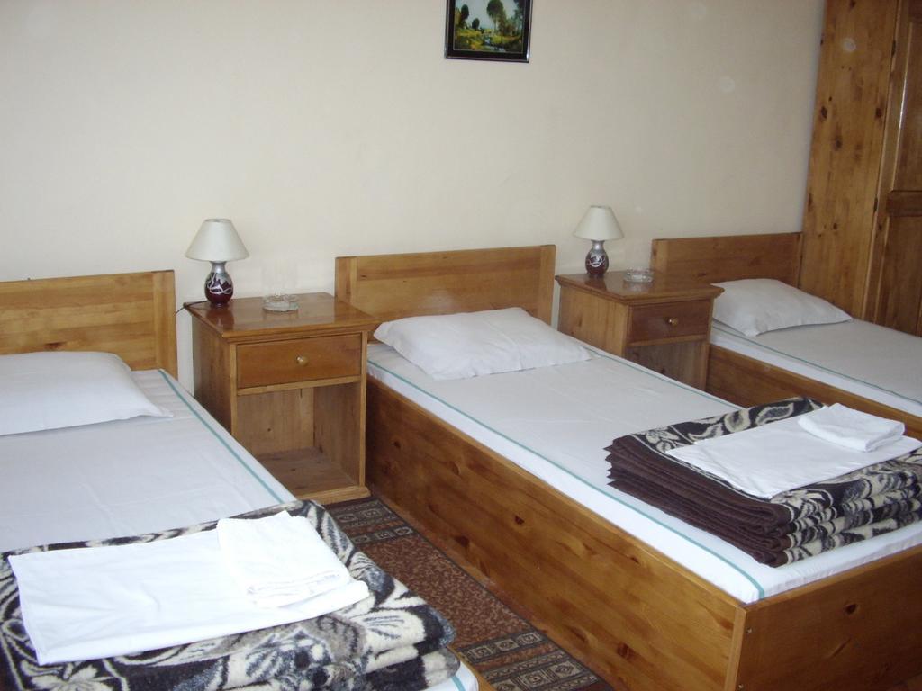 Family Hotel "May" Petrich  Ruang foto