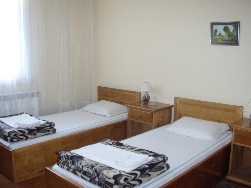 Family Hotel "May" Petrich  Ruang foto