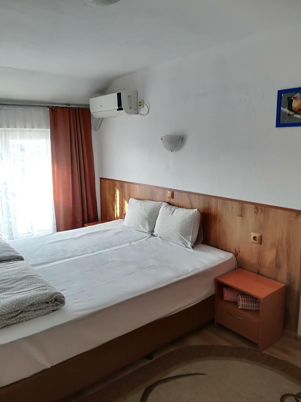 Family Hotel "May" Petrich  Bagian luar foto